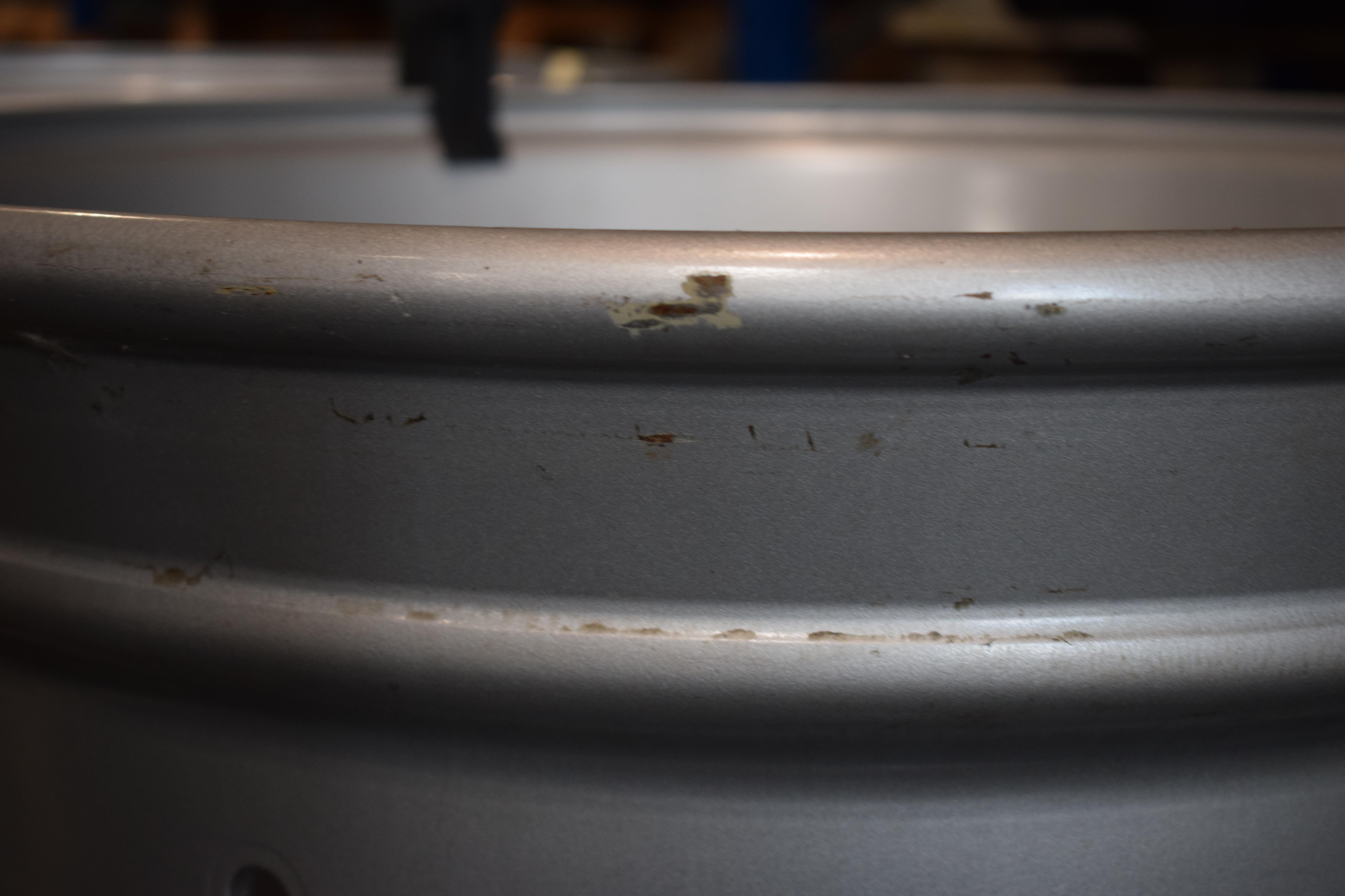 Scheibenrad 24.00x22.5 (Jantsa) mit Lackschäden